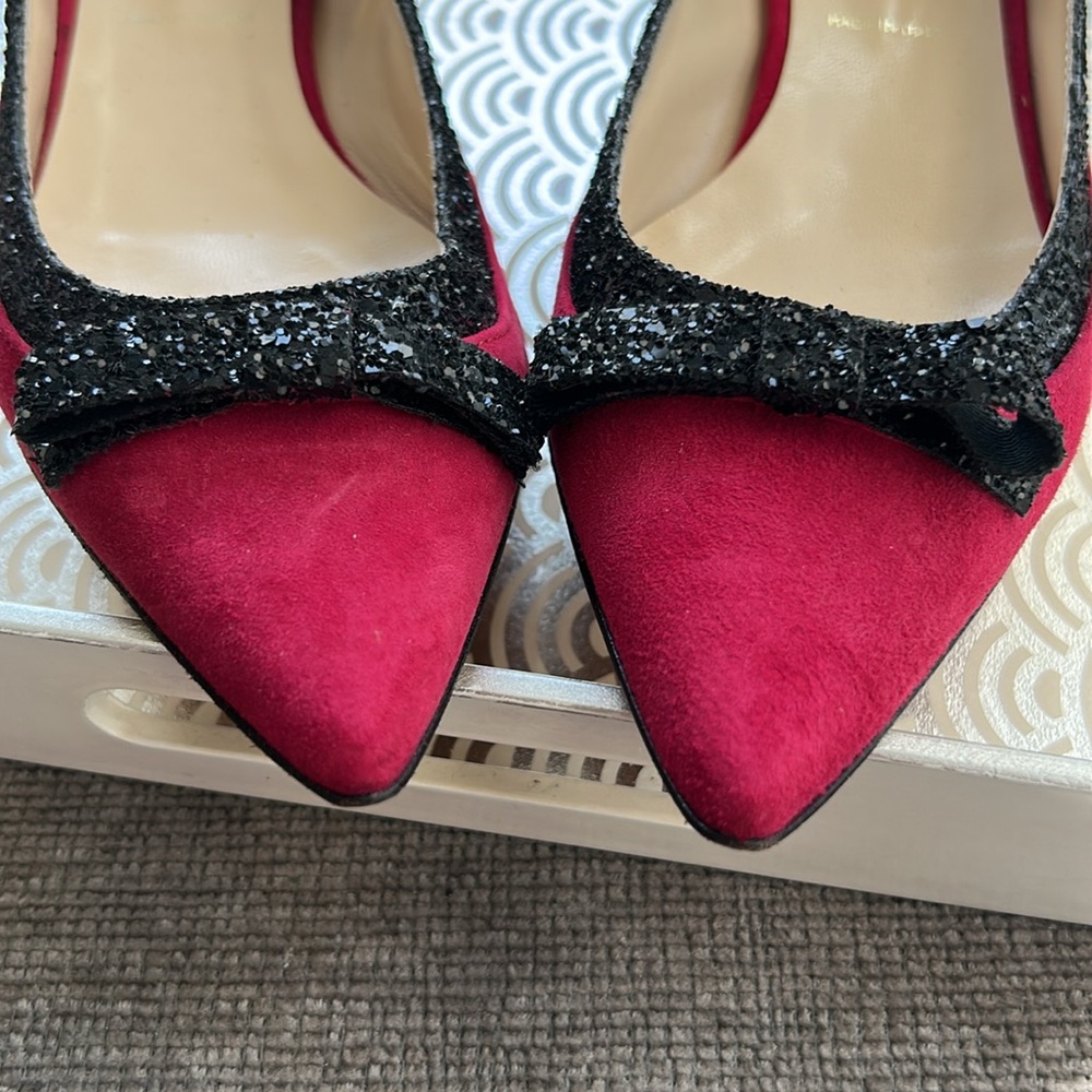 BUTTER Italy Magenta Suede Kitten Heel Pumps With Black Sequin Bows + Trim 6.5 - Picture 6 of 11